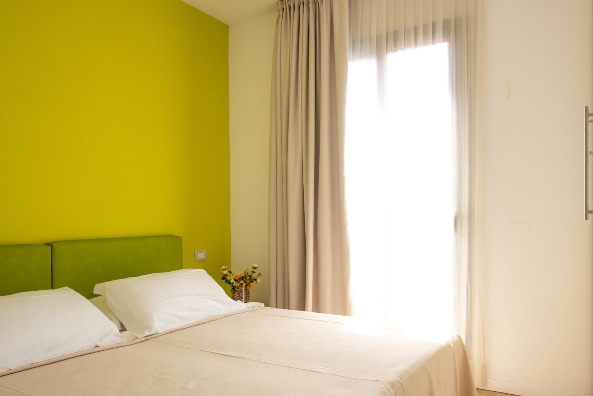 Sound Suite Hotel Riccione Exterior foto